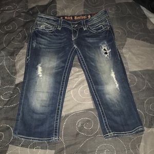Women’s size 29 Capri distressed Rock Revival
